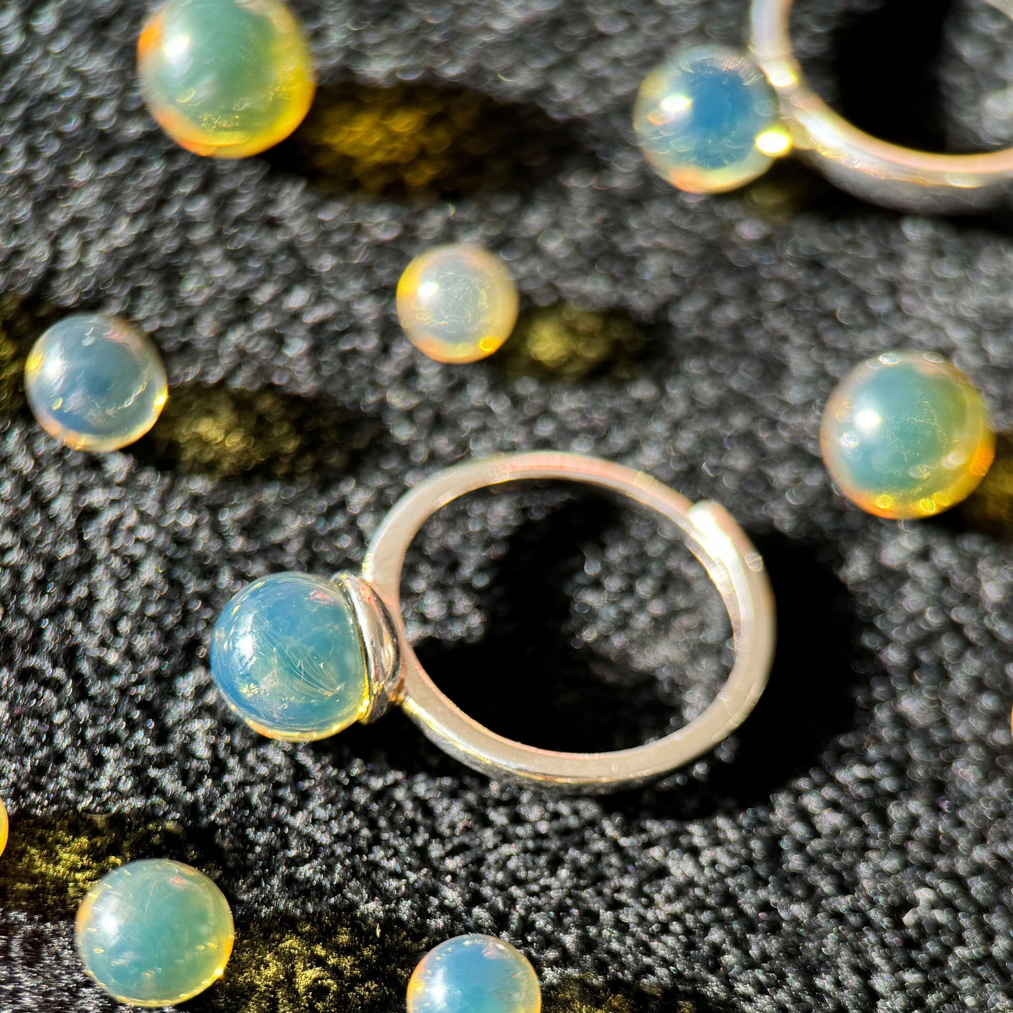 Dreamy Bubbles - Natural Dominican Blue Amber Bead Sky Blue Amber Ring
