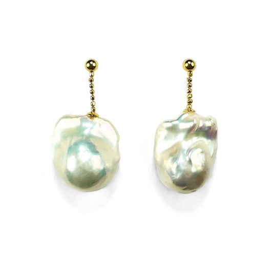 Elegant Rhythm - Freshwater Baroque Pearl Earrings
