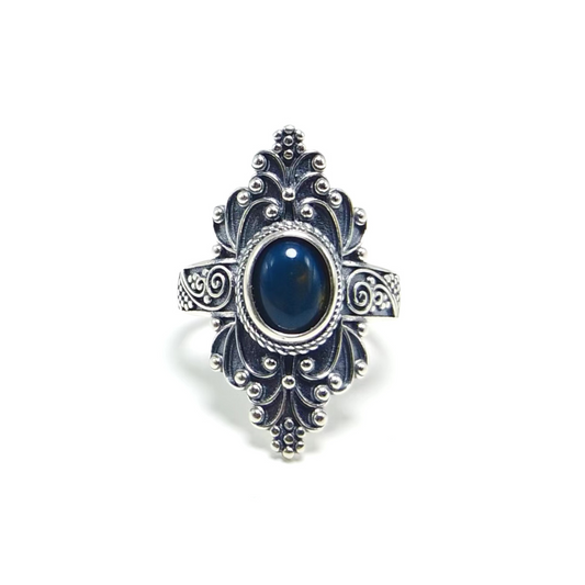 Charme népalais - Bague artisanale en argent et ambre bleu dominicain naturel en forme d'œuf, ciel bleu